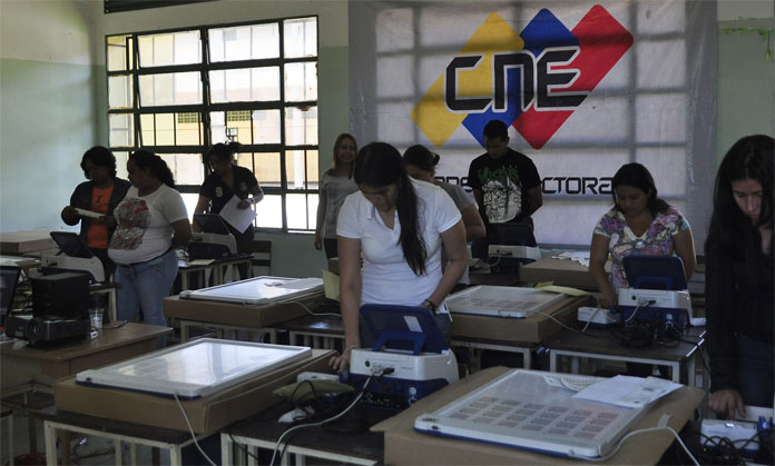 CNE inicia capacitación de miembros de mesa y acreditación de testigos electorales para el 27 de julio