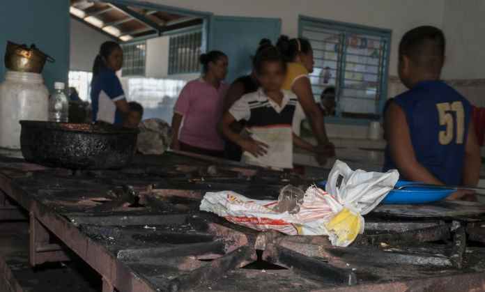La comida escolar, el sustento vital para niños latinoamericanos en pandemia