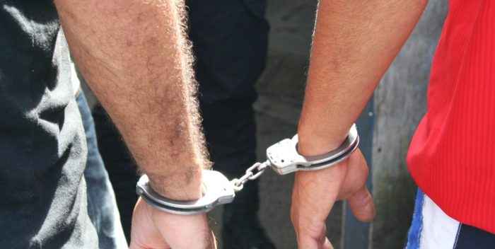 Detienen a un policía acusado de feminicidio en Carabobo