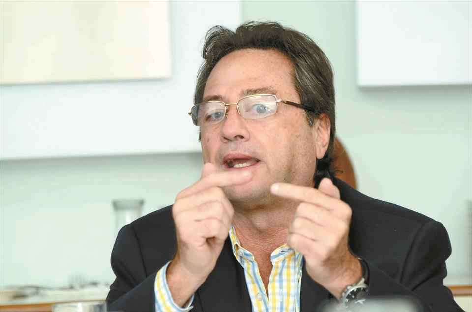 Roig informó que se planifica que se realicen diálogos tripartitos y dialogos bipartitos, entre Fedecámaras y el gobierno.