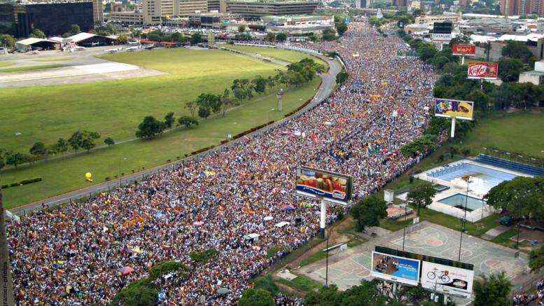 11 de abril de 2002
