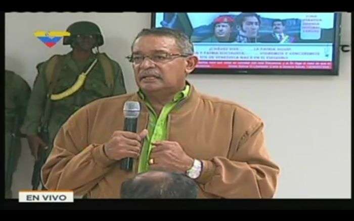 Gobernador García Carneiro informa que tiene COVID-19