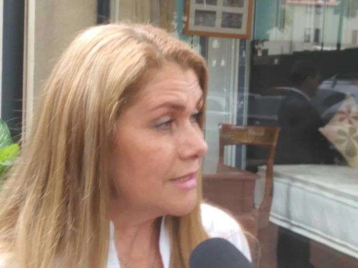 Esposa de Baduel asegura que el general no tenía COVID-19