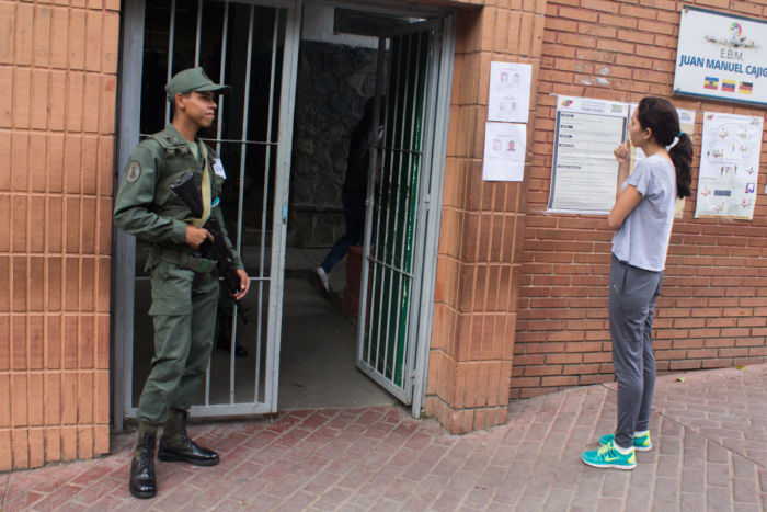 Escuelas y liceos que no sean centro de votación estarán abiertas hasta el v#19Nov