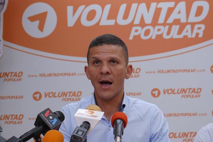 Opositor Gilber Caro pasa a la clandestinidad tras amenaza de cárcel