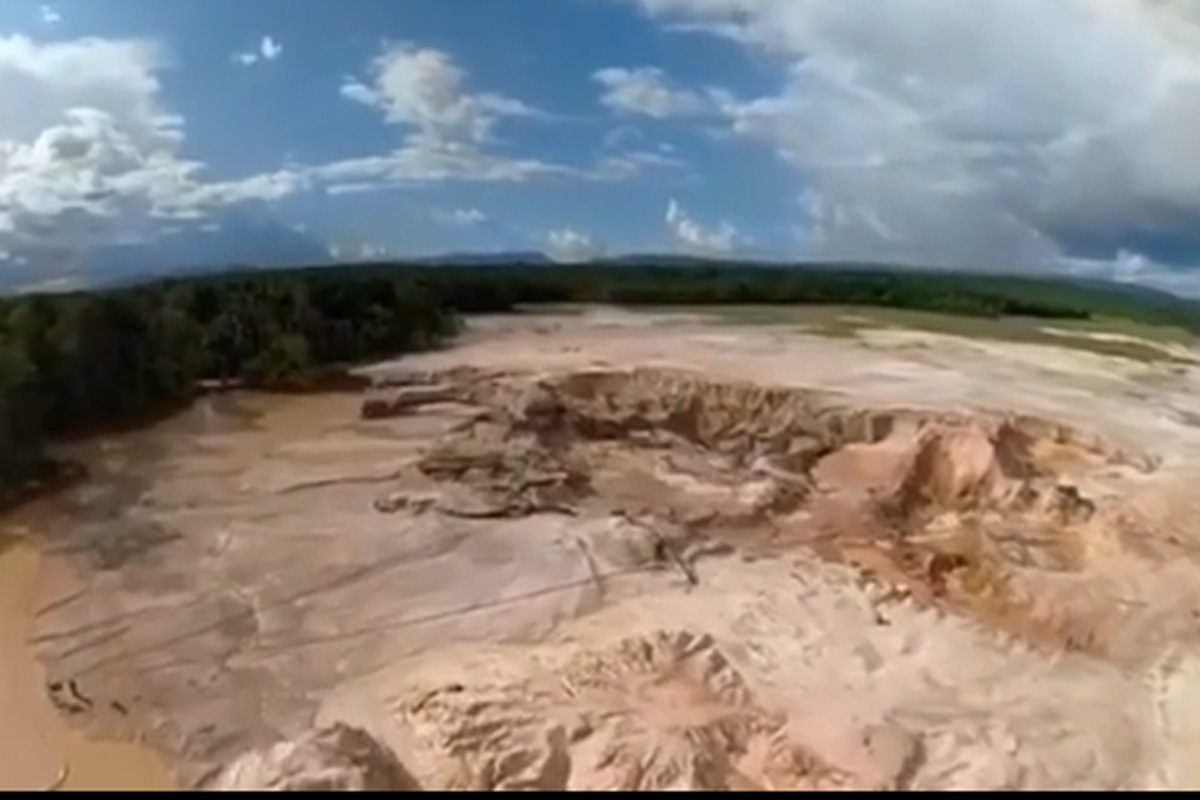 Militares desmantelan estructuras de minería ilegal en los estados Bolívar y Amazonas