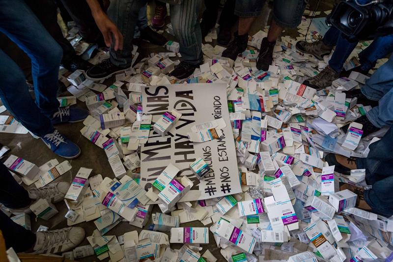 "Si la cooperación se va, van a morir": ONG piden mantener apoyo a personas con VIH en Venezuela