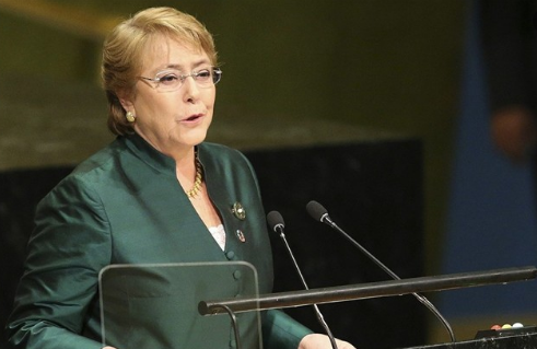 Bachelet urge a Latinoamérica a no impedir regreso de migrantes por COVID-19