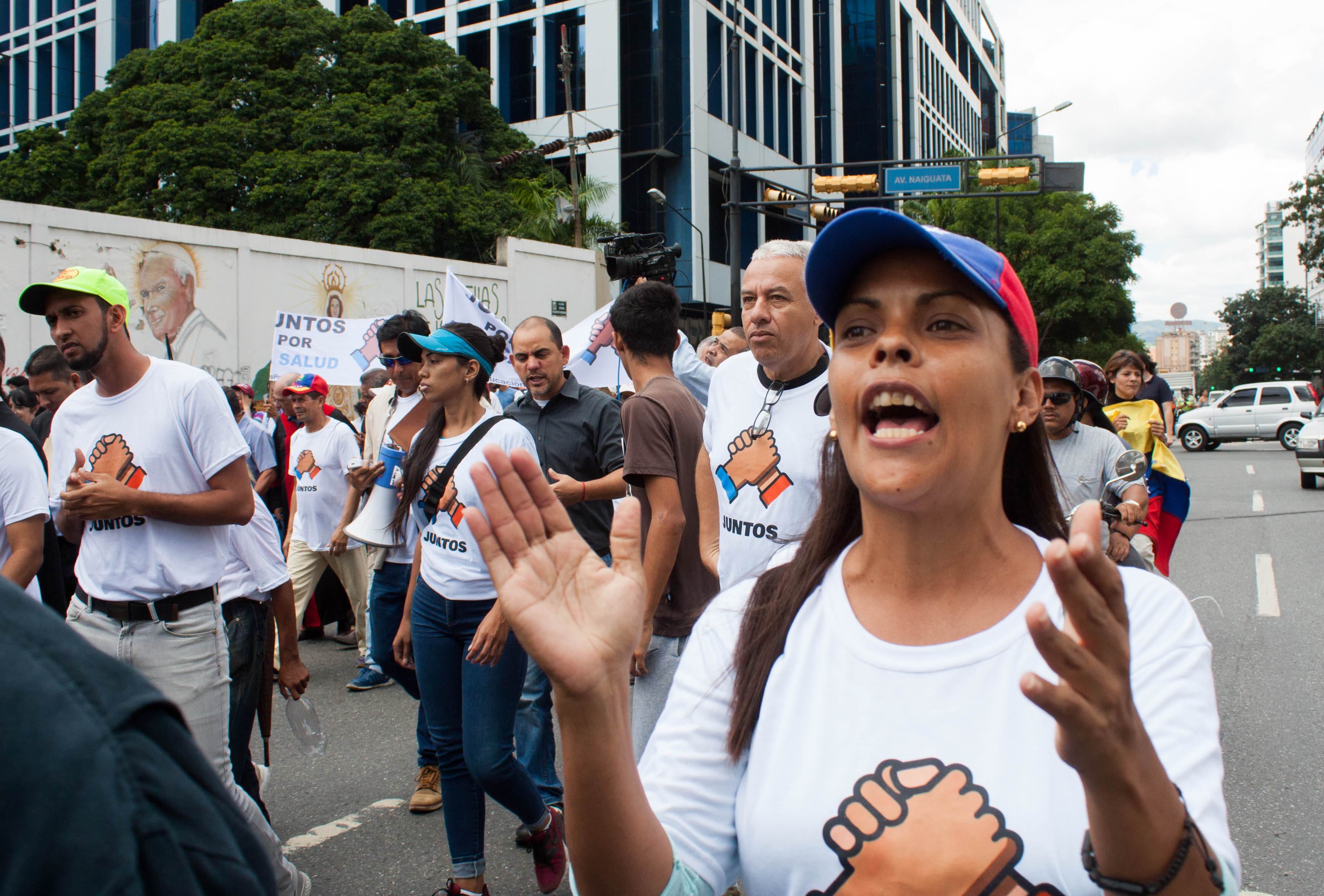 Marcha de magistrados se une con la protesta contra la tortura