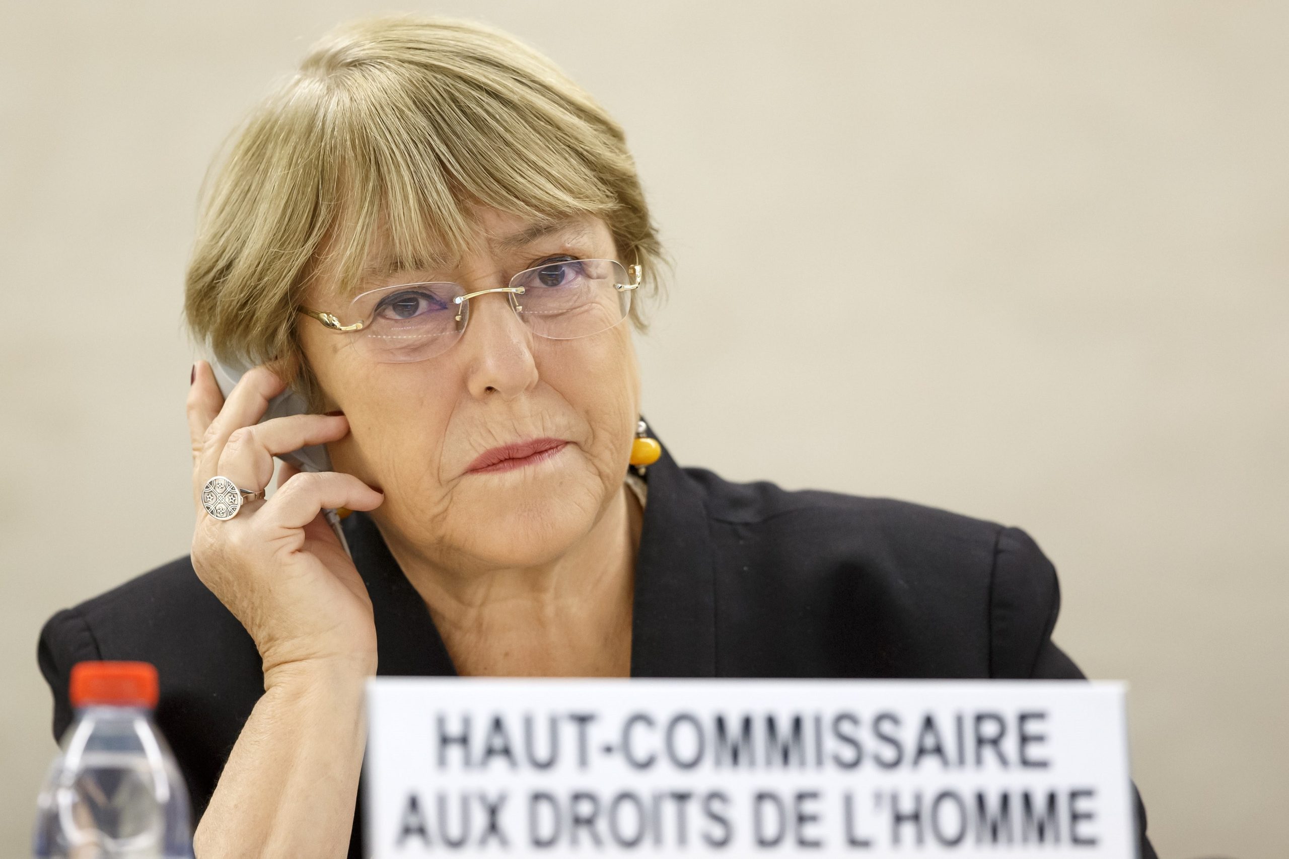 Bachelet dijo que no han seguido su consejo de disolver las Faes
