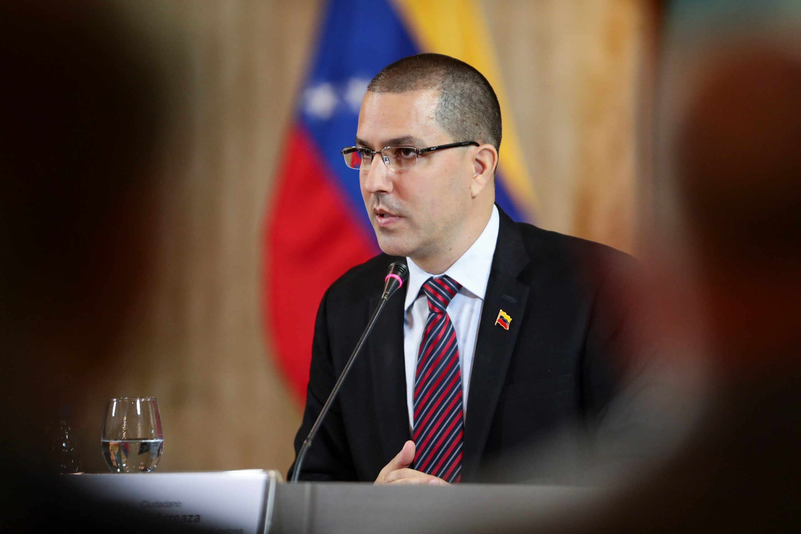 Venezuela denuncia un "fraude consular" apoyado por el Gobierno de Bolsonaro