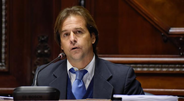 Presidente de Uruguay en cuarentena por posible contagio de COVID-19