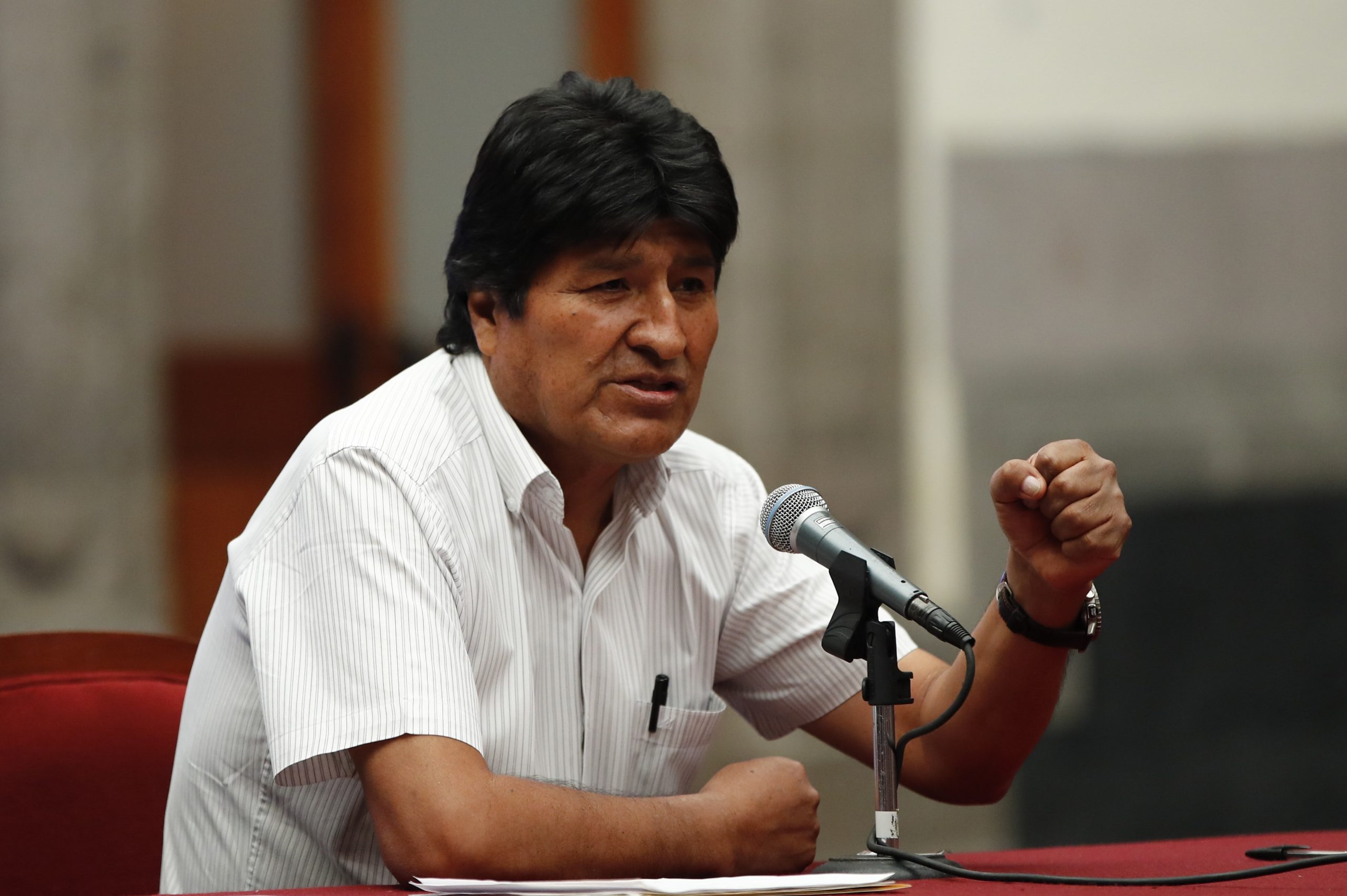 El expresidente de Bolivia, Evo Morales, acusa a la OEA de favorecer un golpe de Estado