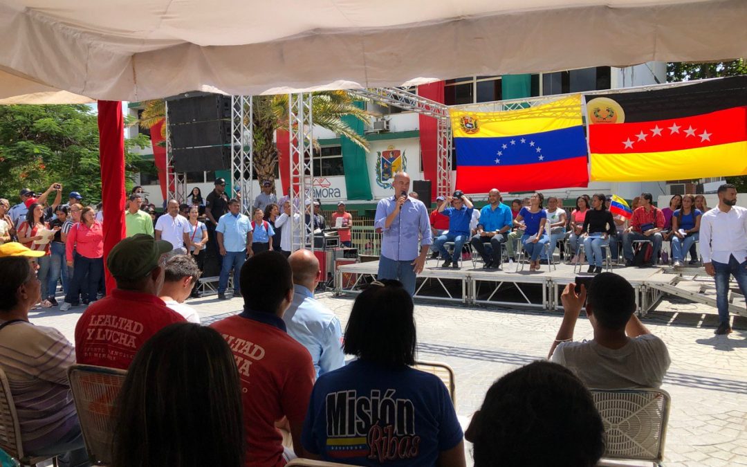 El gobernador de Miranda, Héctor Rodríguez, convocó a una consulta popular