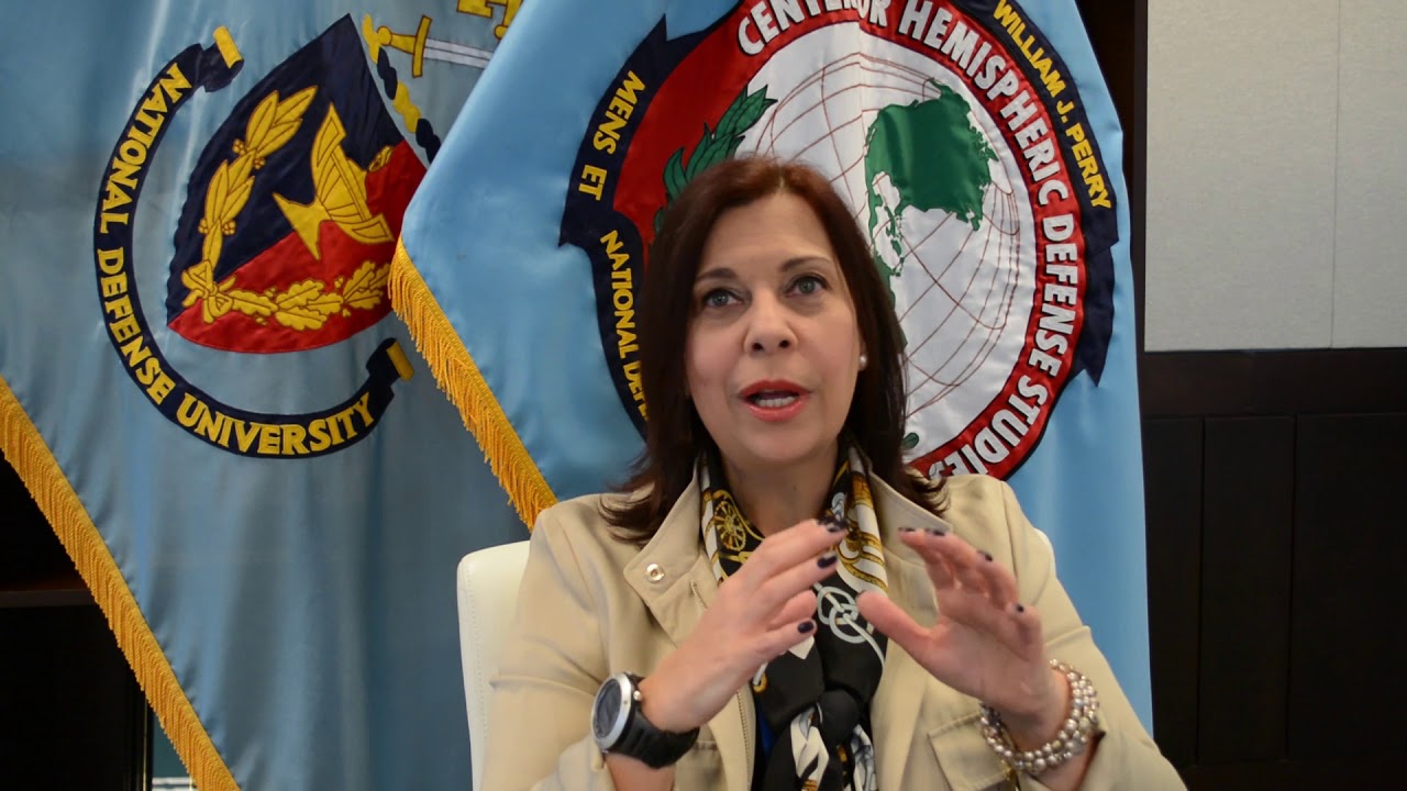 La embajadora de Juan Guaidó en Brasil, María Teresa Belandria, dijo que funcionarios entregaron la embajada