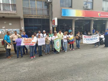 El paro de docentes cumplió su segundo día