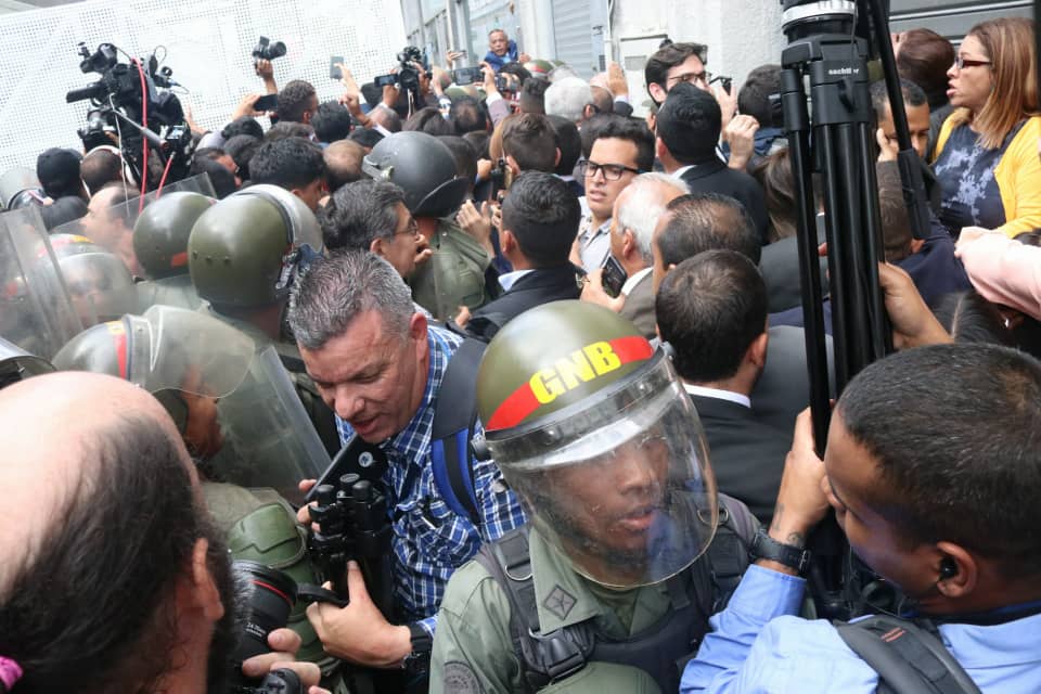 El CPJ y el Sntp alertan sobre restricciones a periodistas