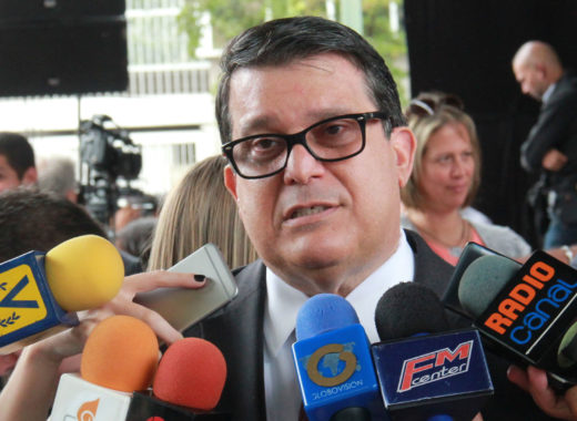 Diputado Carlos Berrizbeitia denuncia toma de sede administrativa de la AN