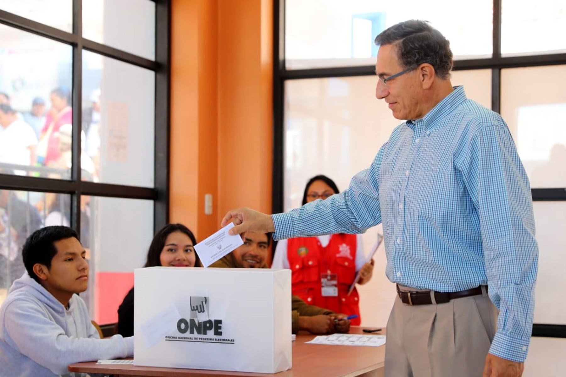 Un total de diez partidos entraron al Congreso de Perú