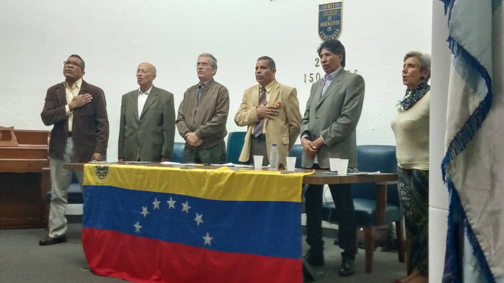 Docentes denunciaron que estudiantes pasan hambre en las aulas