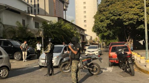 Faes y Sebin detienen a cuatro diputados en hotel de El Rosal, denuncian legisladores