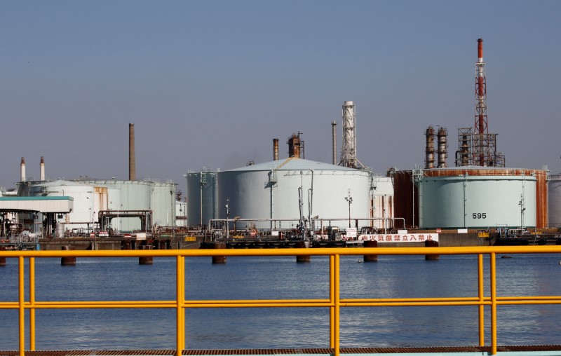 Precio del petróleo Brent sufre el mayor desplome desde la Guerra del Golfo