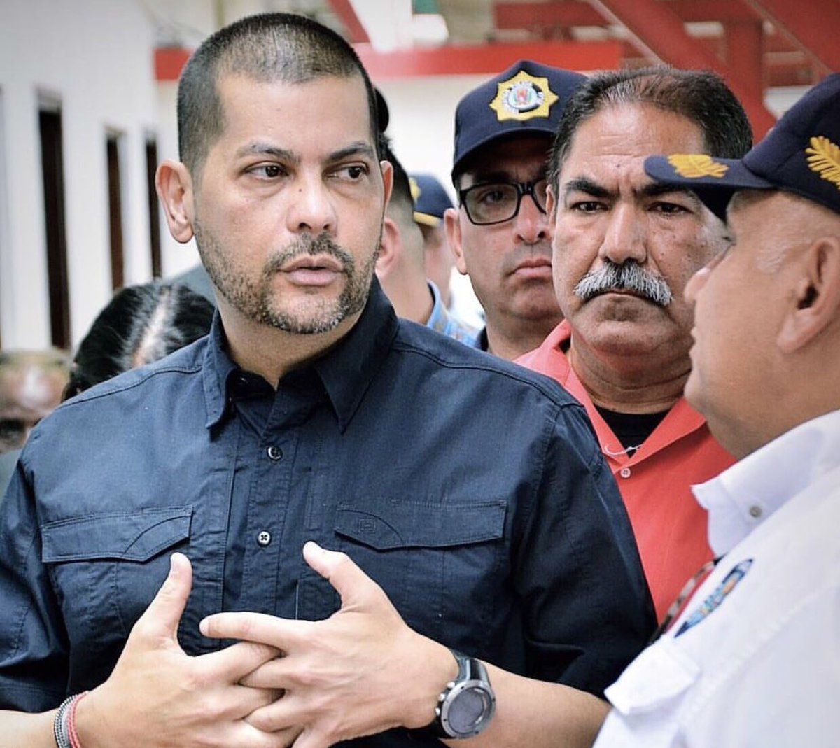 Omar Prieto pide investigar a profesor por denunciar casos sospechosos de coronavirus