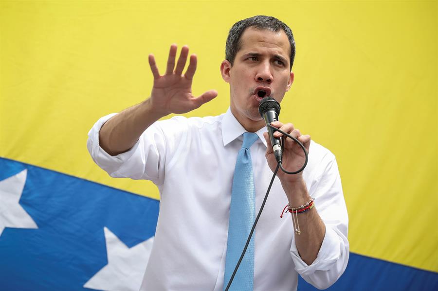 Guaidó llama a sesión extraordinaria de la AN el #31May tras aumento de la gasolina