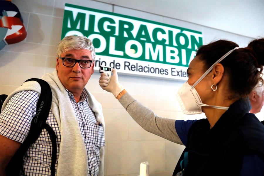 Colombia confirma dos nuevos casos de coronavirus en viajeros llegados de España