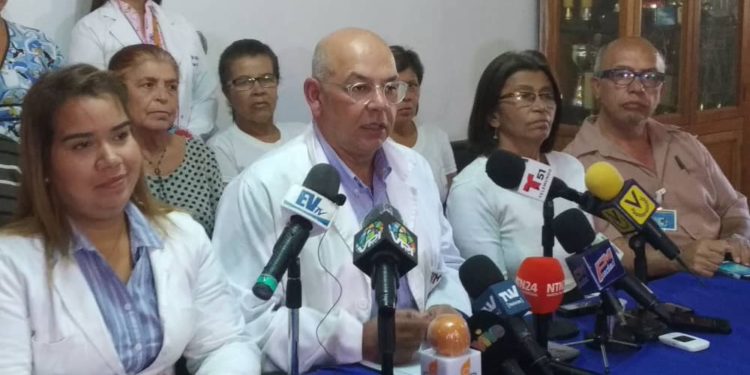 Julio Castro rechaza uso de homeopatía o dióxido de cloro como tratamiento para COVID-19
