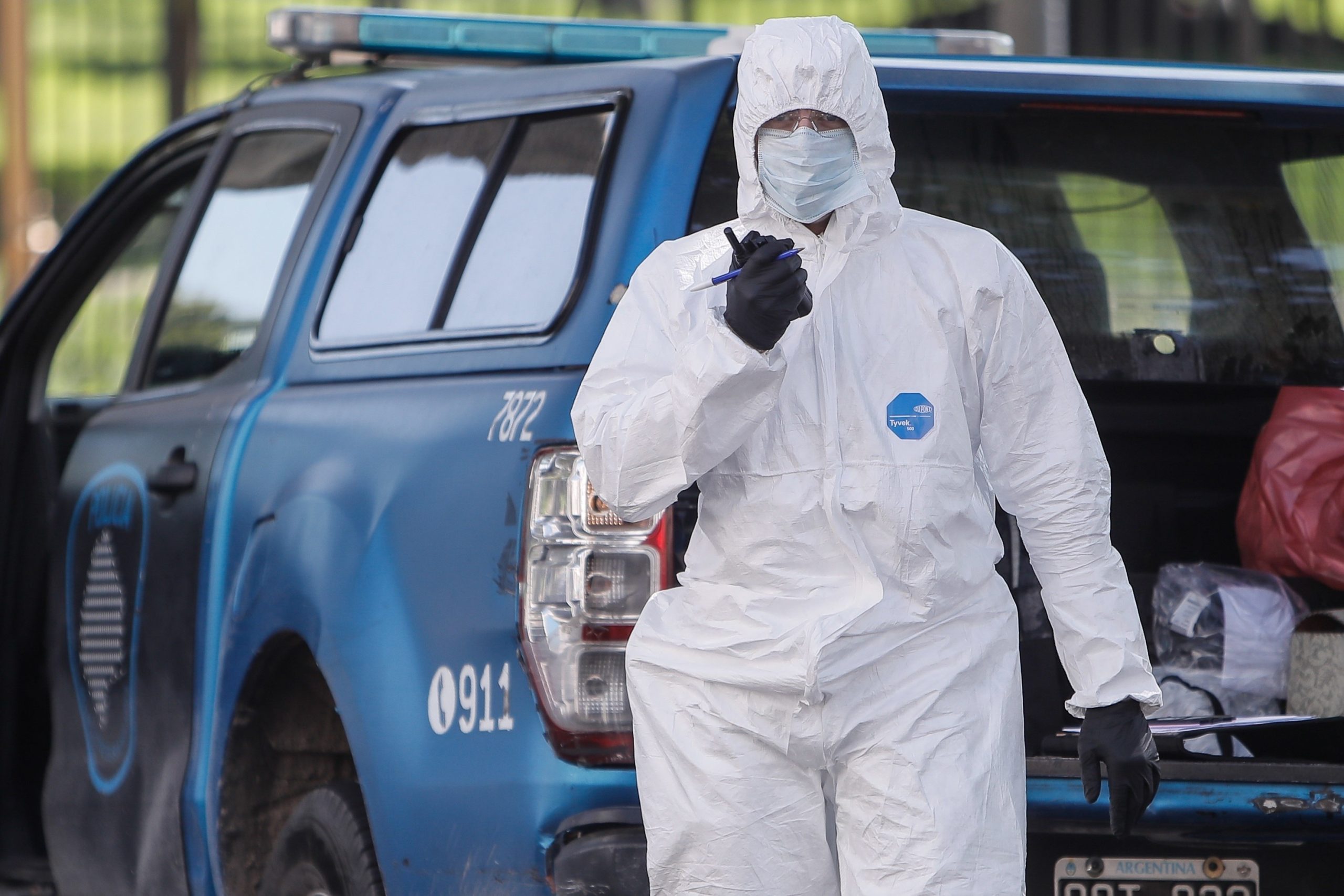 Argentina reporta dos nuevas muertes por coronavirus y refuerza medidas de control