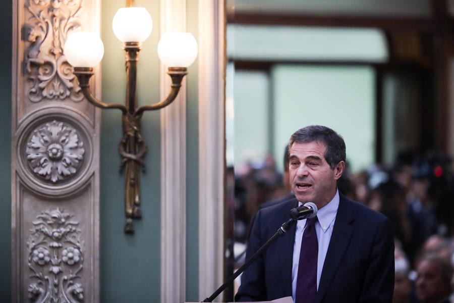 Nuevo canciller de Uruguay pide elecciones libres en Venezuela