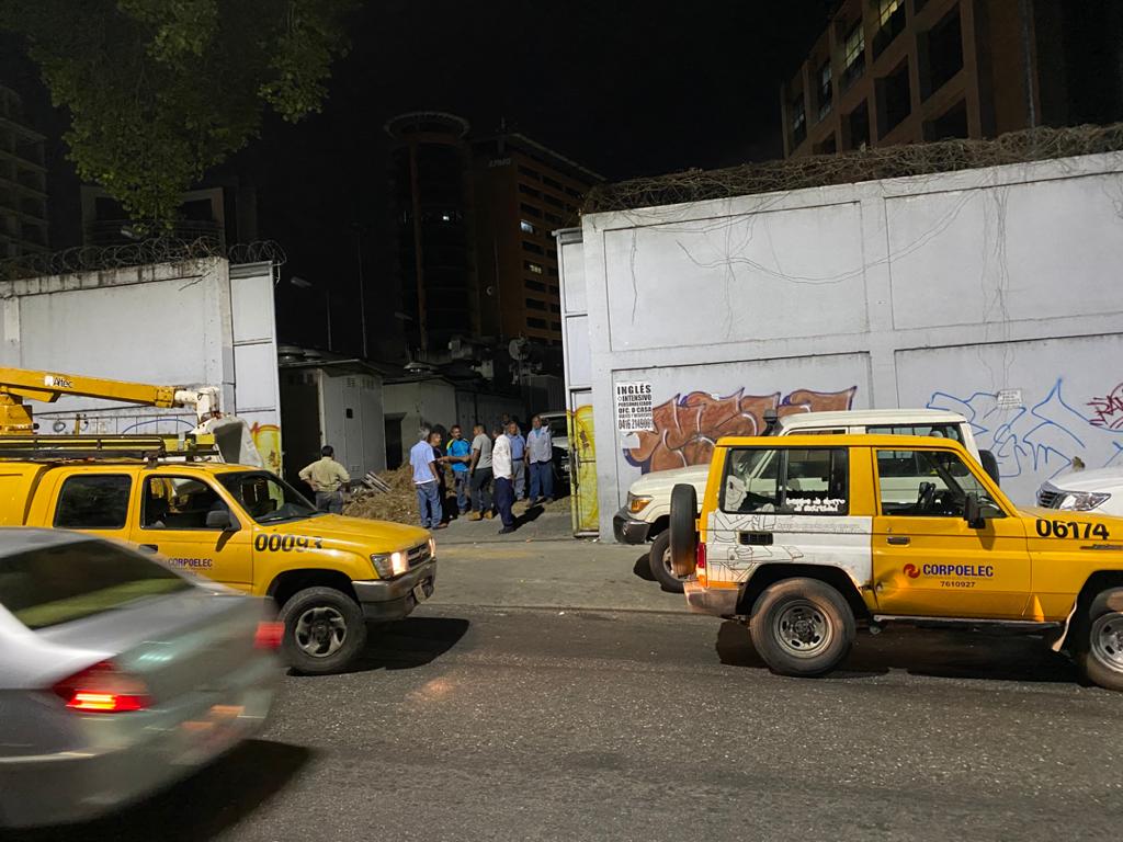Corpoelec acusa "sabotaje" a la línea 230 Kv que tiene sin luz al suroccidente de Venezuela
