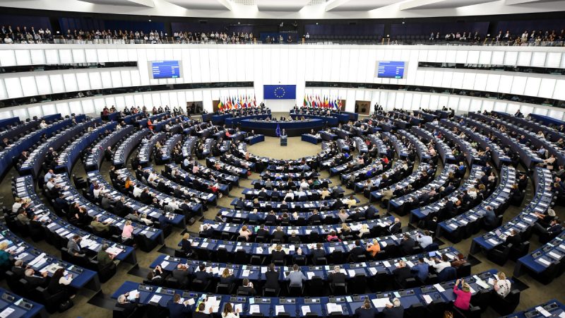 Eurodiputados piden nueva conferencia de donantes para migrantes de venezuela