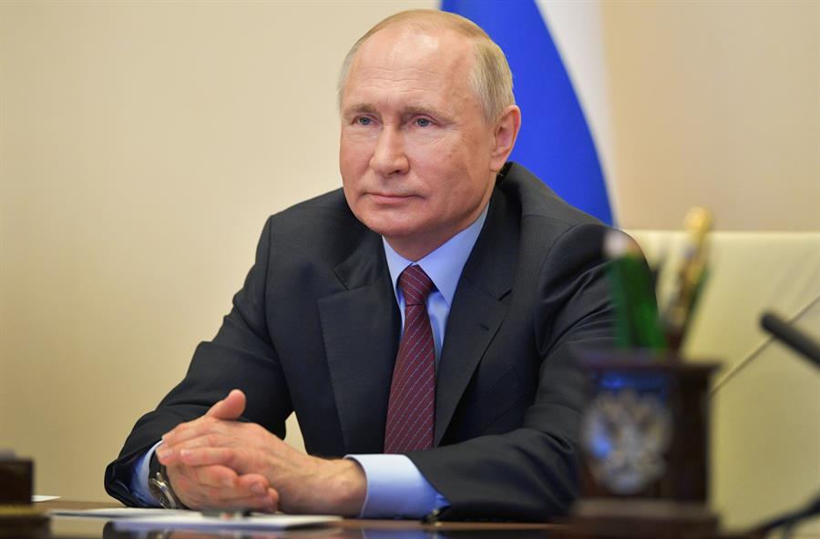 Putin y Maduro hablan de la lucha contra el coronavirus y el acuerdo OPEP+