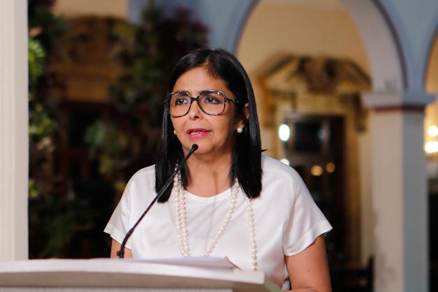 Venezuela eleva a cinco el número de fallecidos por COVID-19, anuncia Delcy Rodríguez