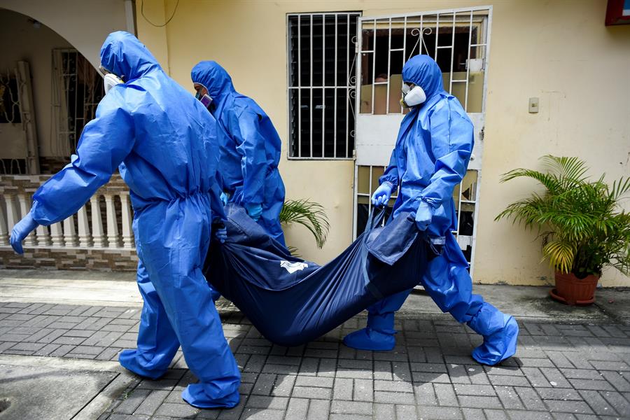 Ecuador_reporta_520_fallecidos _y_10.398_positivos_por_COVID-19