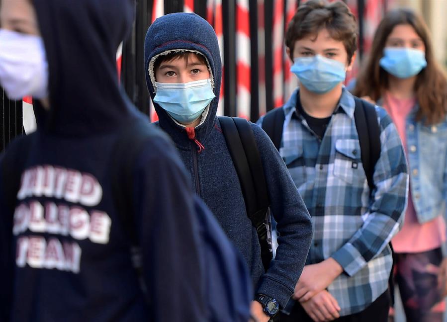 Escuelas_Francia_cierra_70_escuelas_en_una_semana_por_casos_de_coronavirus