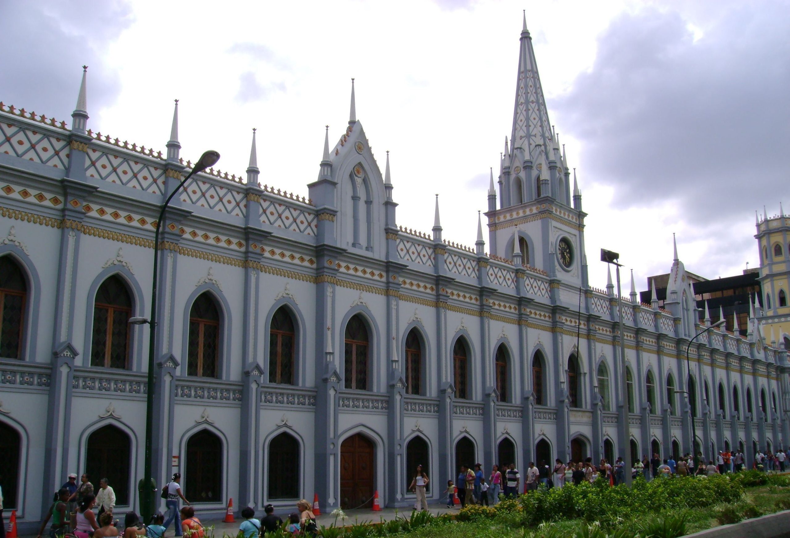 Academias científicas piden precaución ante nuevas mutaciones del coronavirus | vacunación en Venezuela