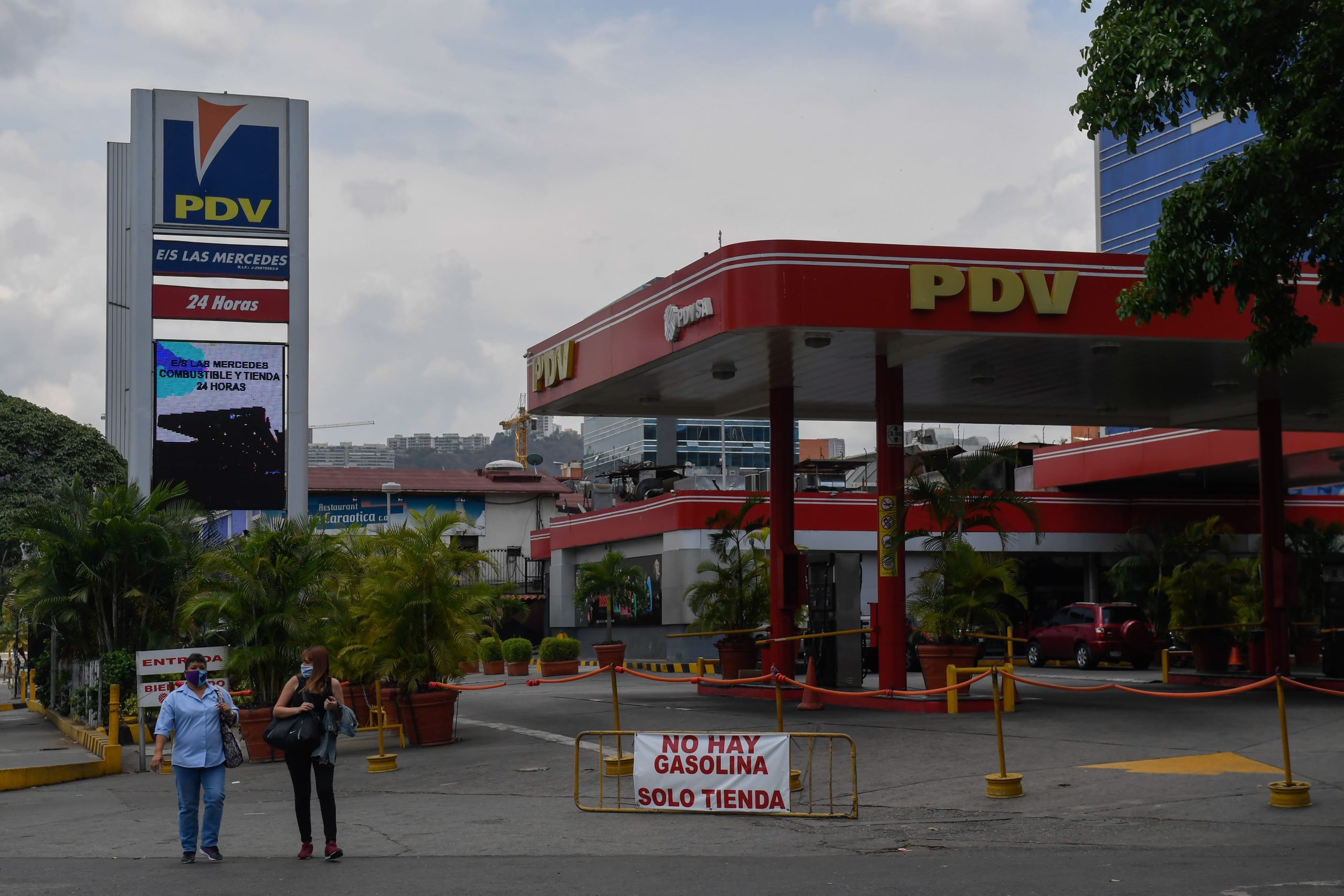Al entrar a Venezuela tanqueros iraníes serán escoltados por "buques y aviones de la Fanb", dice Padrino