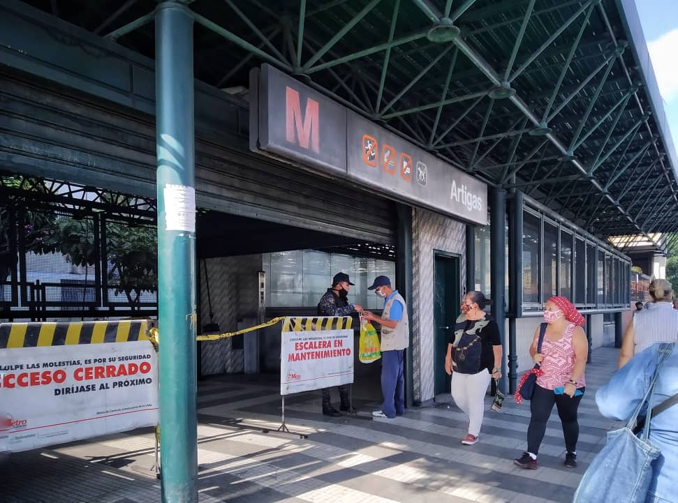 Metro de Caracas dejará entrar a trabajadores de sectores reactivados esta semana
