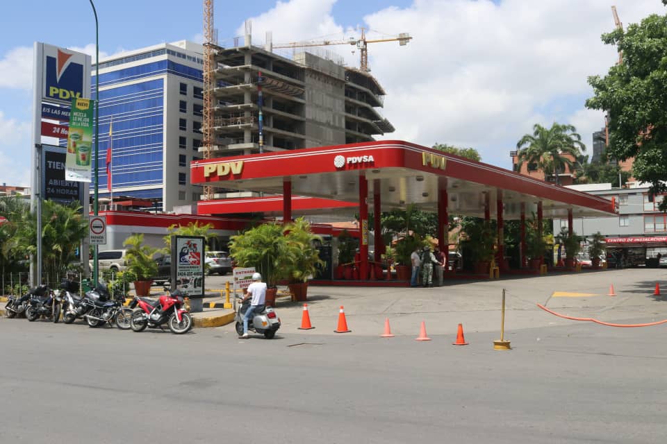 Detienen a 97 personas por "hechos de corrupción" en estaciones de gasolina