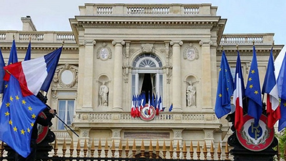 Francia niega