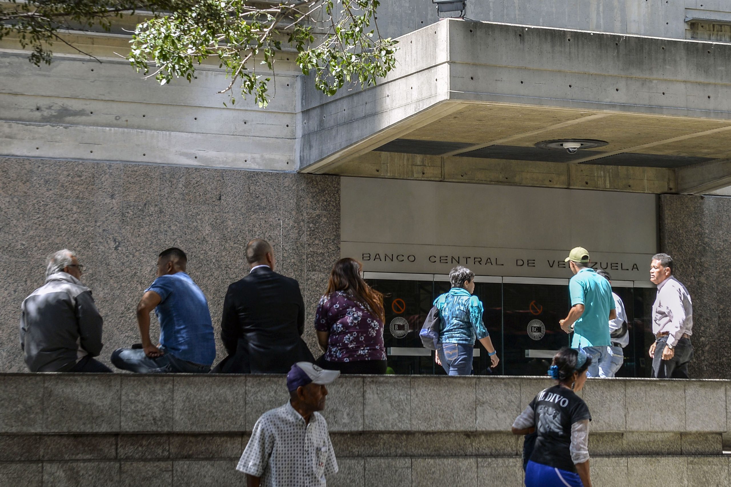 Justicia británica estudia la validez de los nombramientos por Guaidó