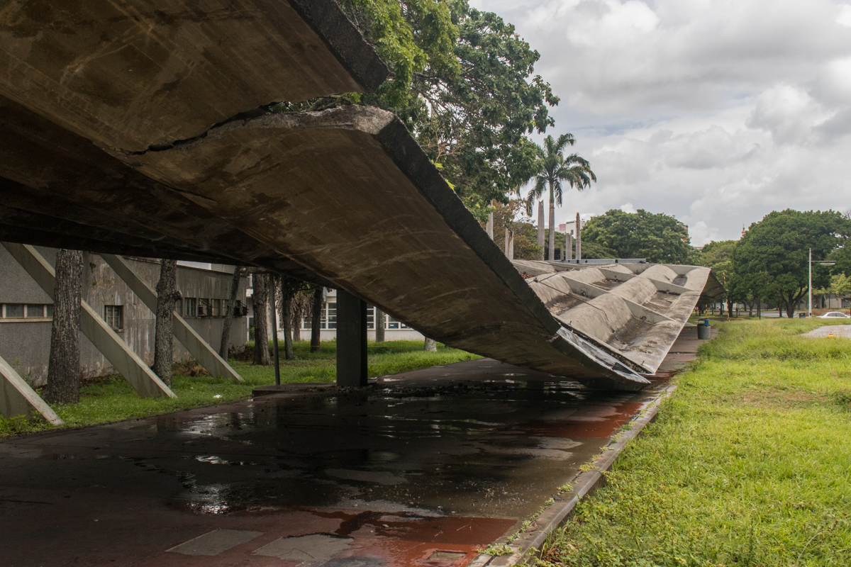A un mes del colapso del pasillo techado en la UCV "queda mucho por hacer", dice Copred