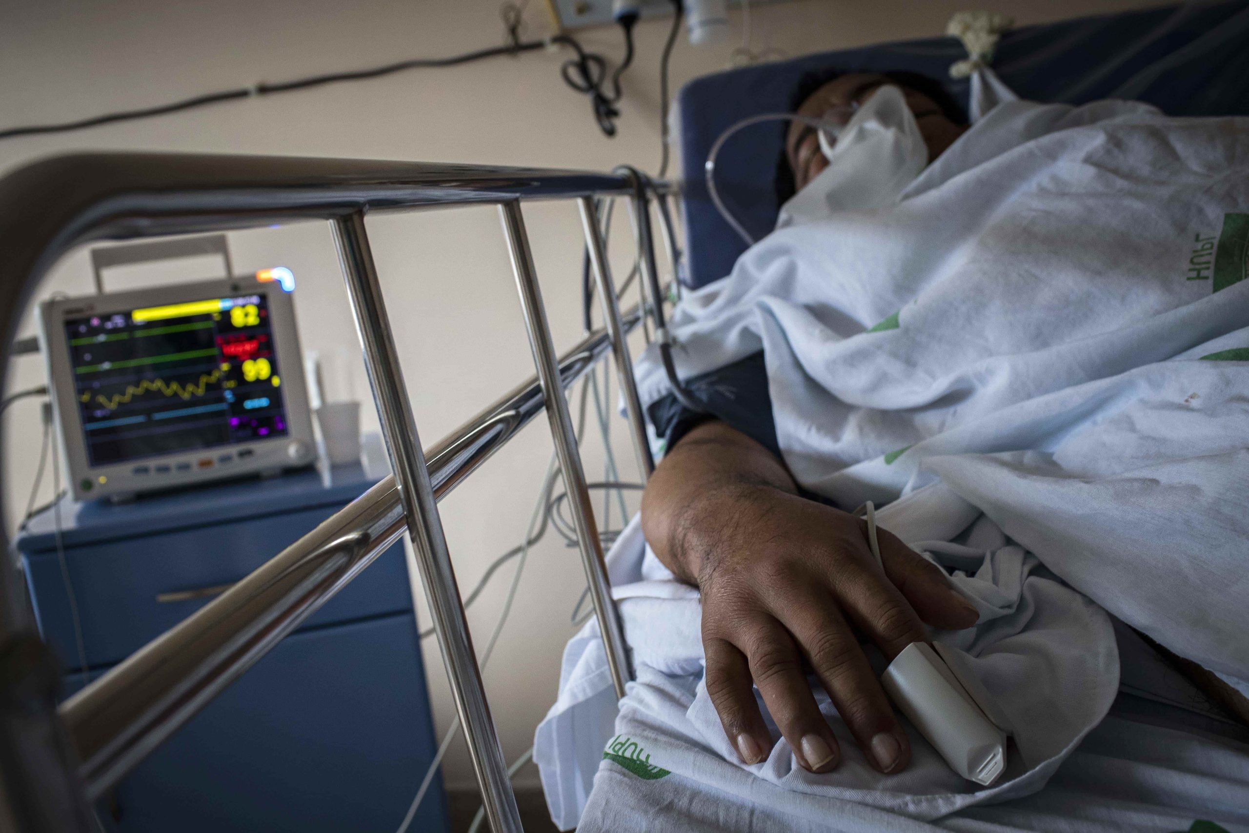 América registró el 64 % de las muertes por COVID-19 del mundo la semana pasada
