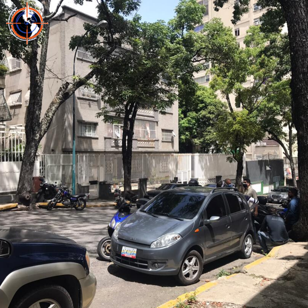 CICPC y Dgcim allanan vivienda del politólogo y director de Punto de Corte Nimer Evans