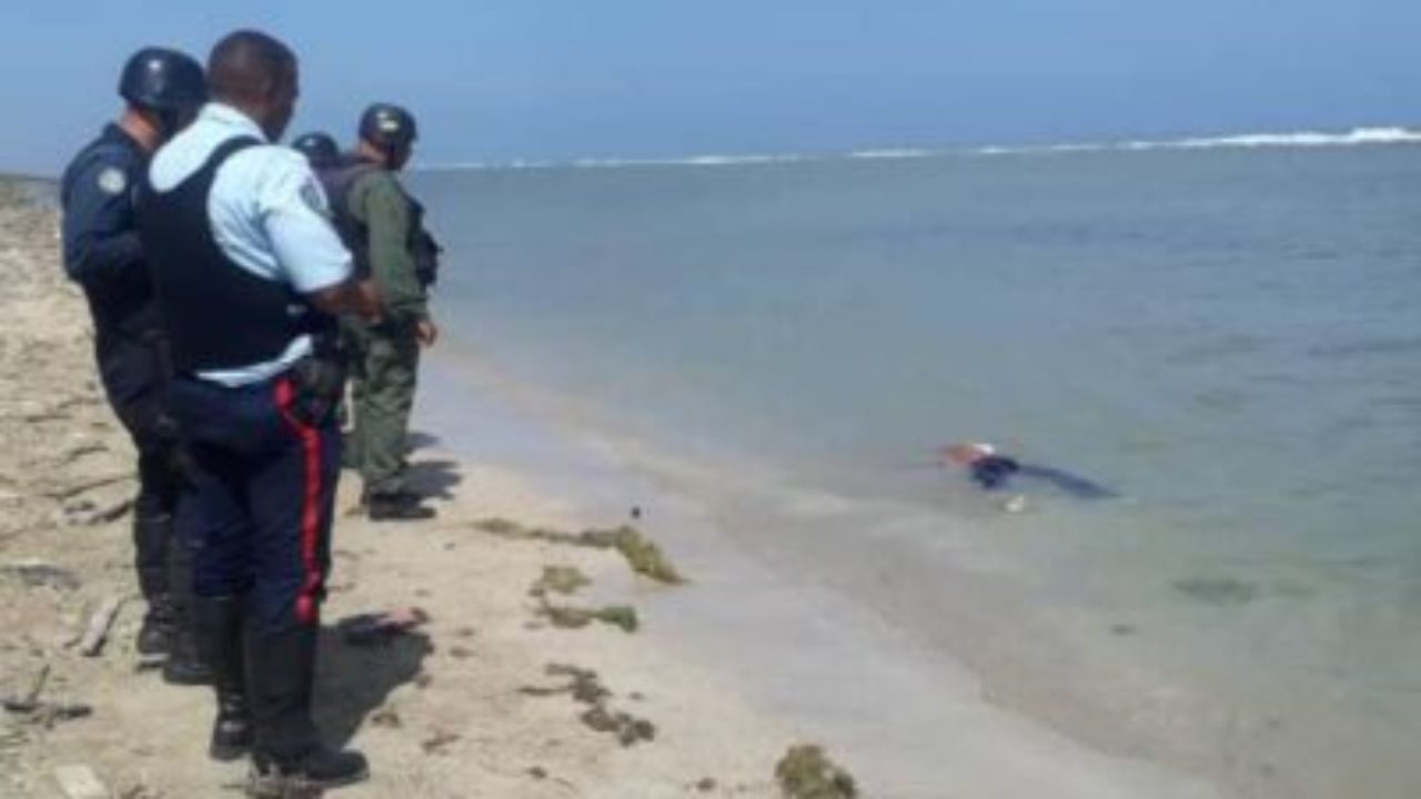 Pescadores localizan tres cadáveres en playas del estado Falcón