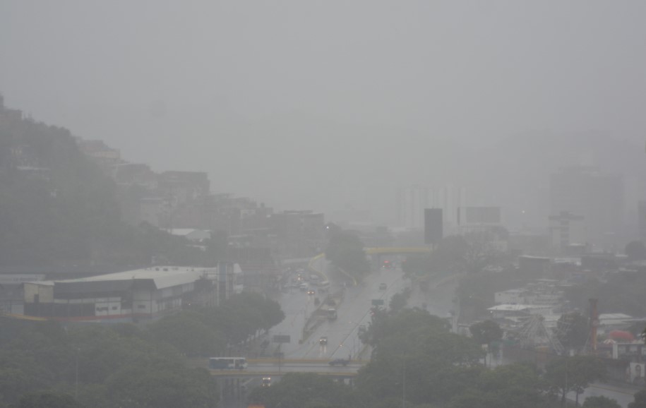 Inameh pronostica dos días más de lluvias tras la degradación de Gonzalo