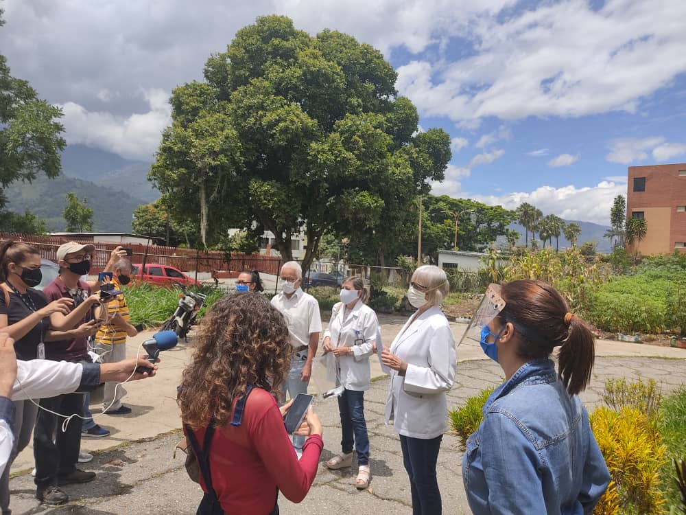 El personal sanitario acudió este jueves 20 de agosto ante la Defensoría del Pueblo regional y la Zona Operativa de Defensa Integral (Zodi) para solicitar respuestas.